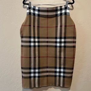 Burberry skirt- authentic and in new condition